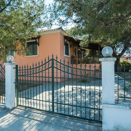Villa Pefka ニキティ エクステリア 写真